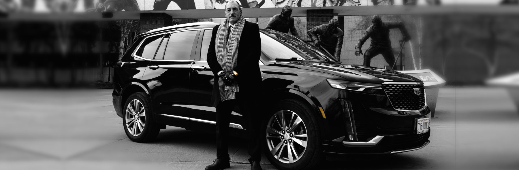 716 LIMOUSINE back car service with chauffer